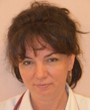 Dr. Kom�romi Erzs�bet Anna